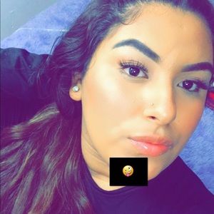 Meet your Posher, Berania